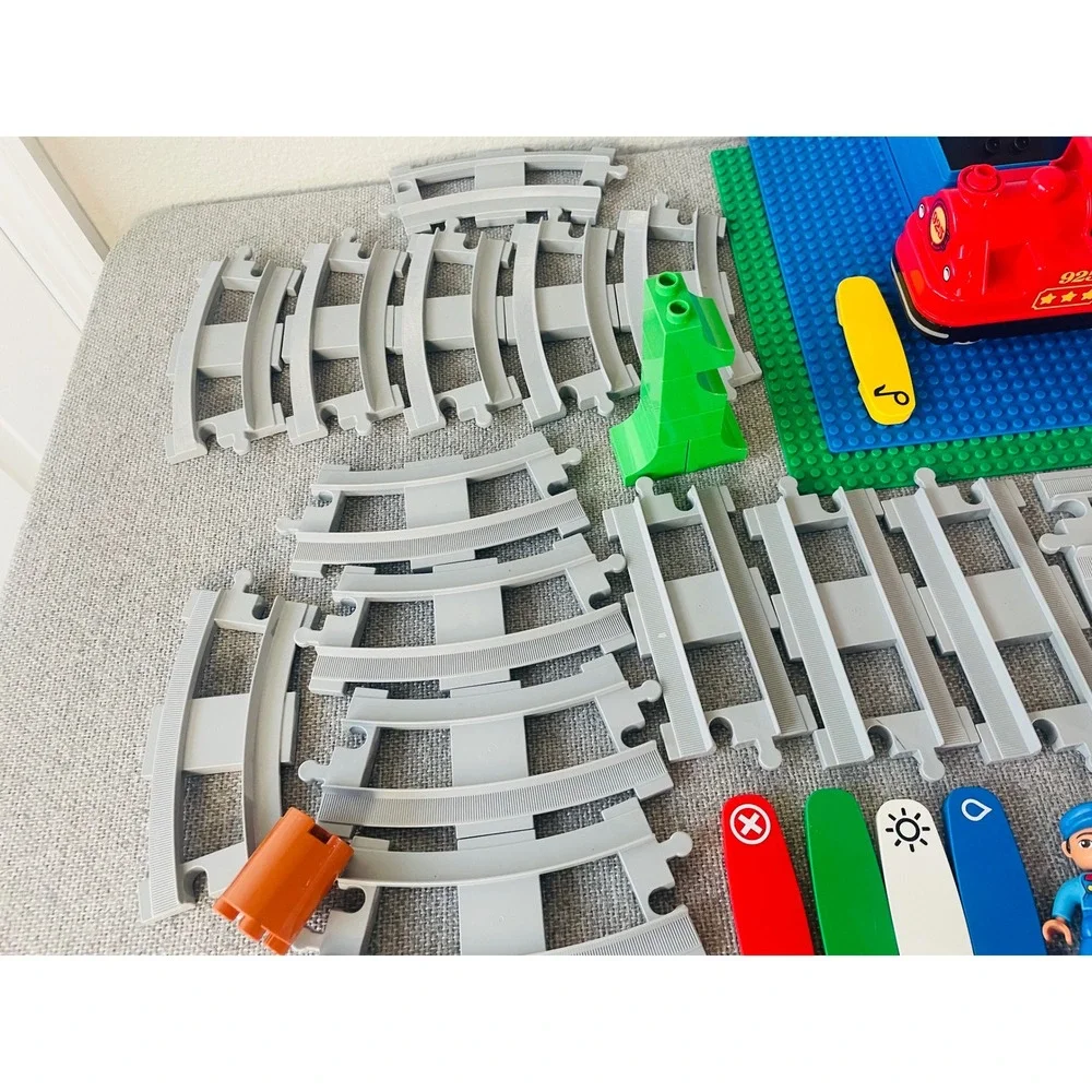 LEGO Duplo Steam Train Railway Track Set Gray Rails Blue Station Figures Lot